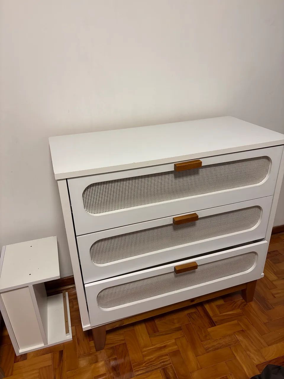 Cômoda branca 3 gavetas 