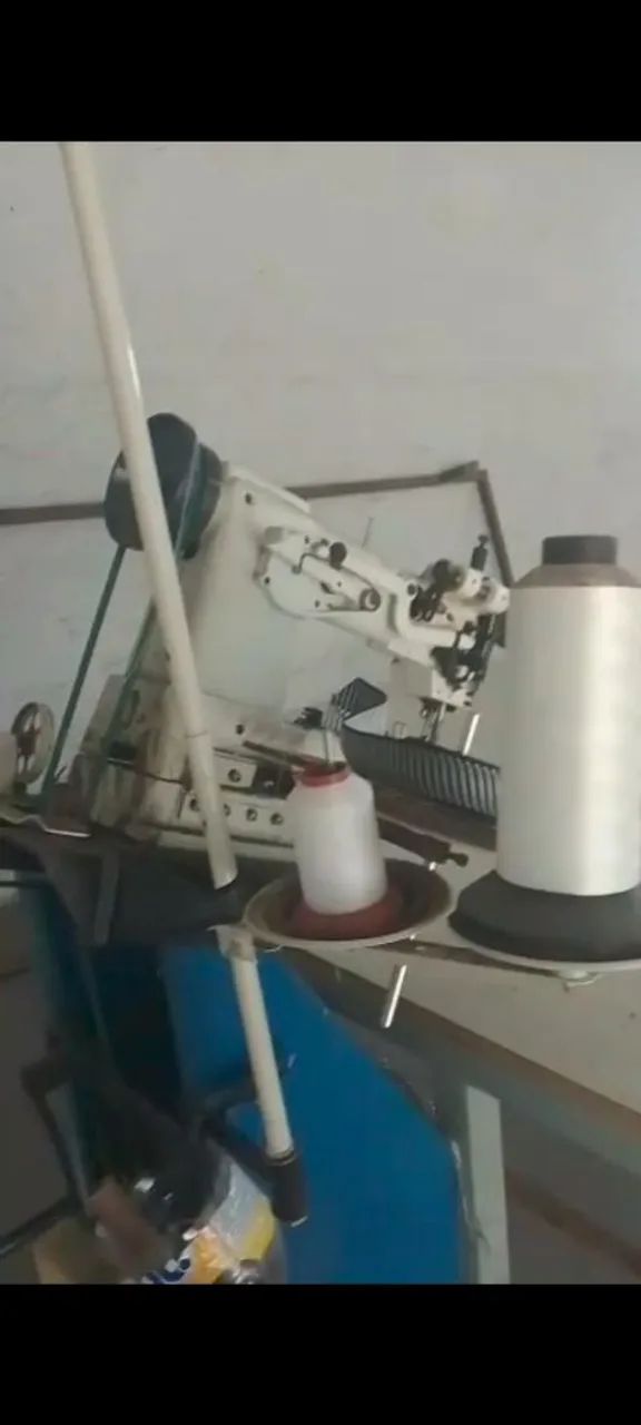 Vendo mesa e cabeçote  de fechar colchão *81 - Foto 5