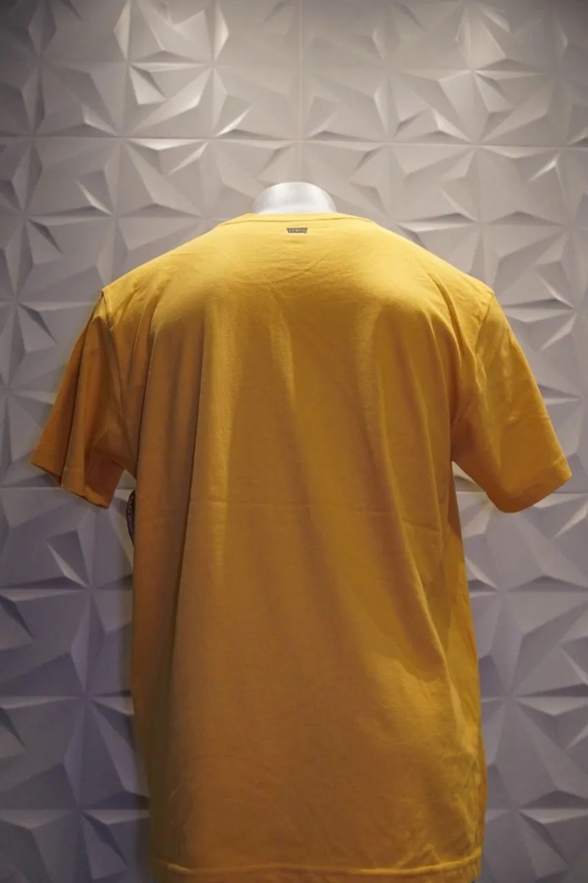 Camiseta levis amarela nova - Foto 2