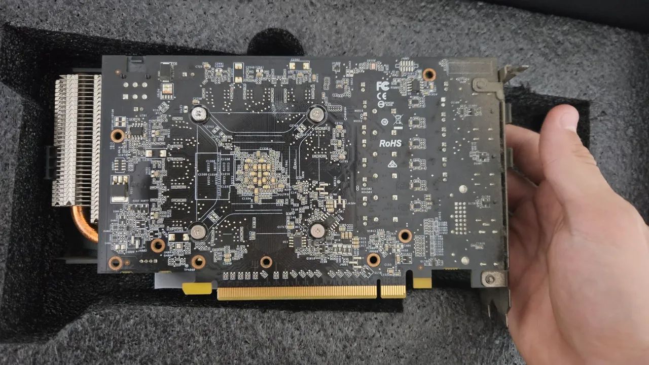 Placa de vídeo AMD RX570 4GB - Foto 3