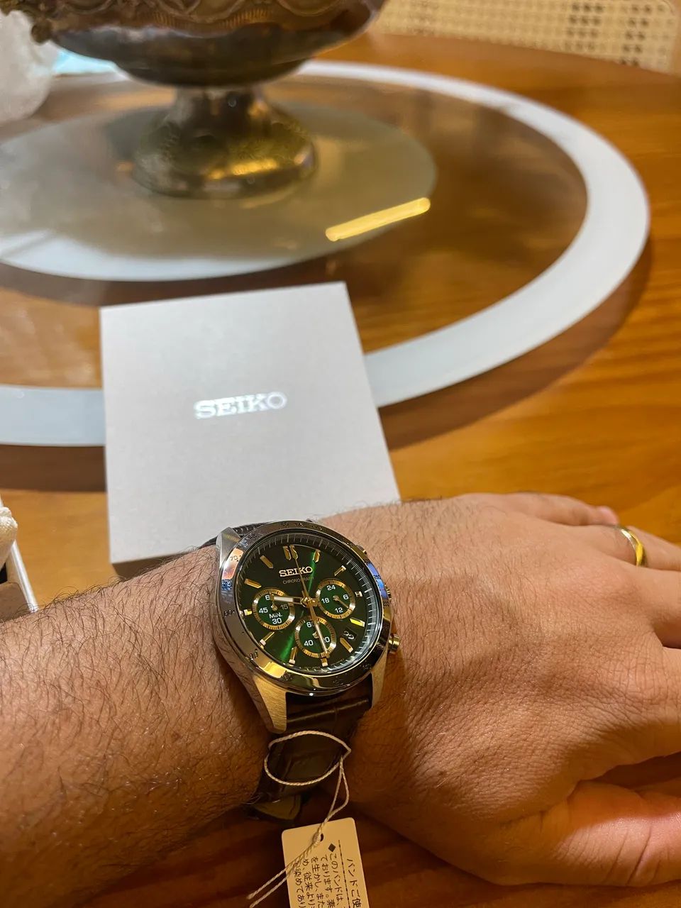 Seiko novo com pulseira em couro