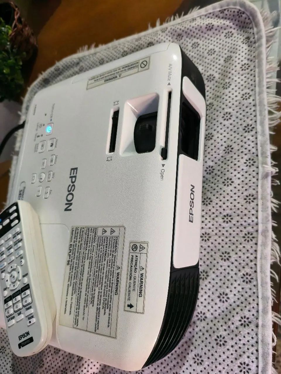 Vendo PROJETOR EPSON S41+ - Foto 2