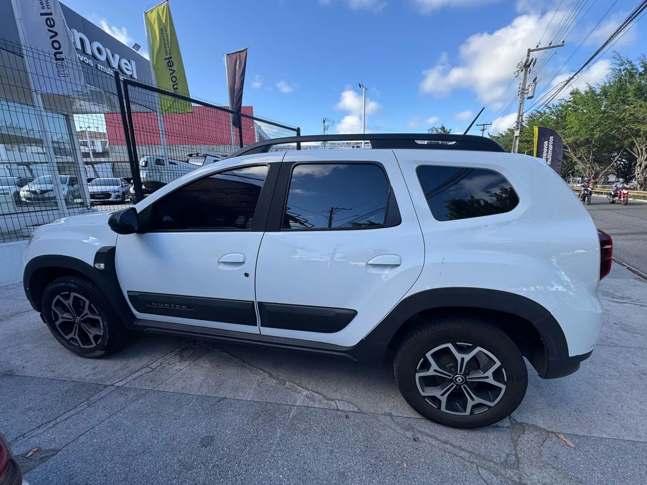 Renault Duster Iconic 1.3 TB 16V Flex Aut. 2023 - Foto 4