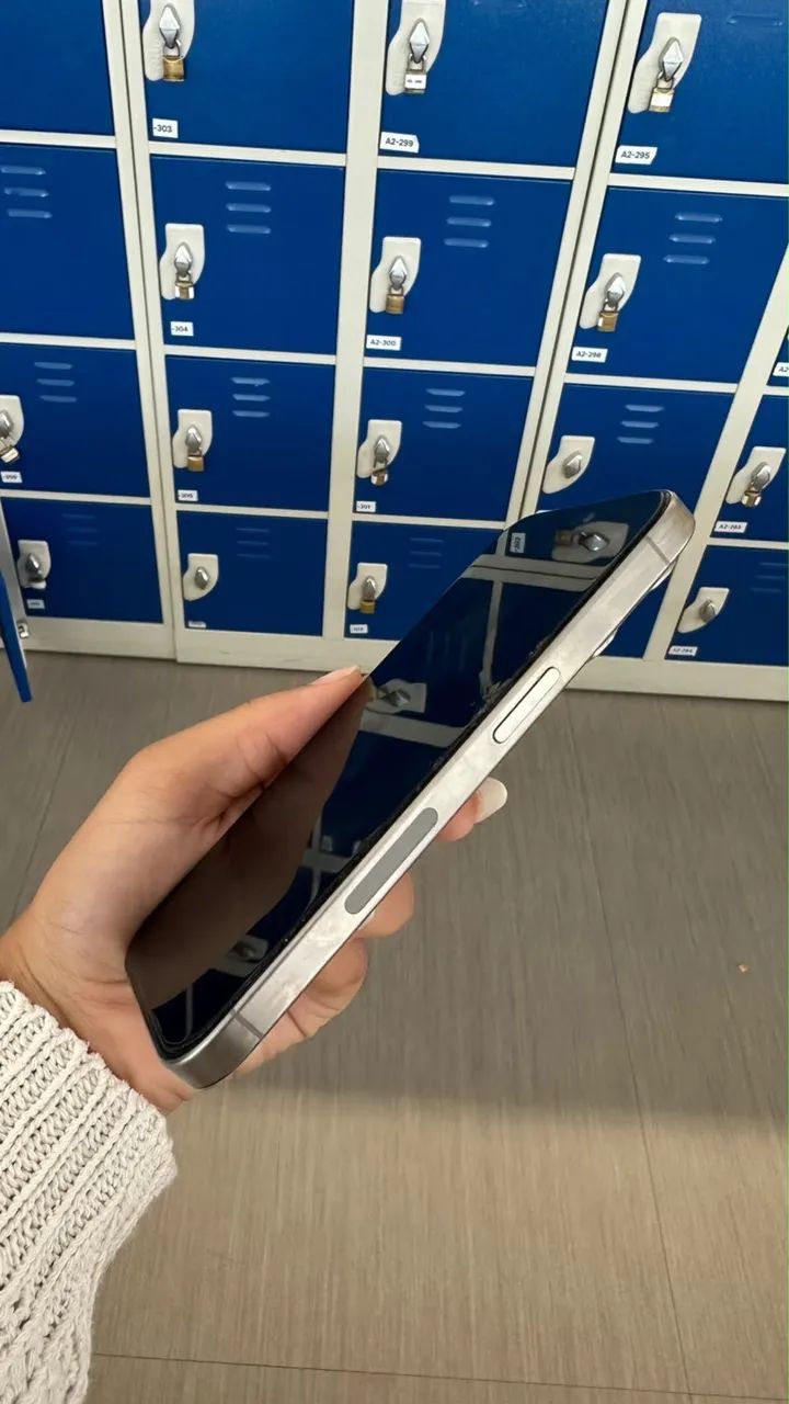 VENDO IPHONE 15 pro - Foto 3