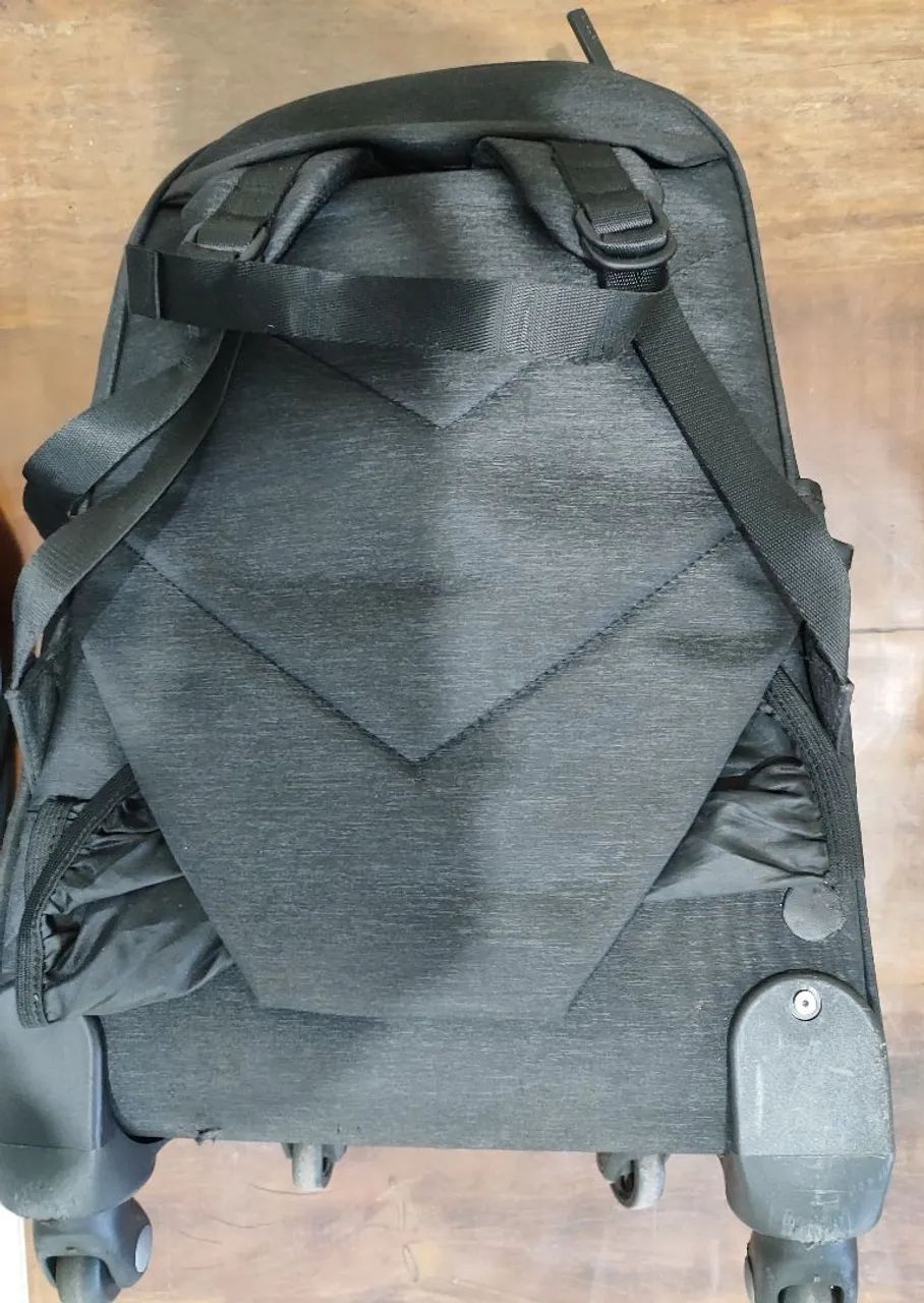 Mochila Executiva para Notebook Le Tour Preta - Excelente Estado - Foto 2