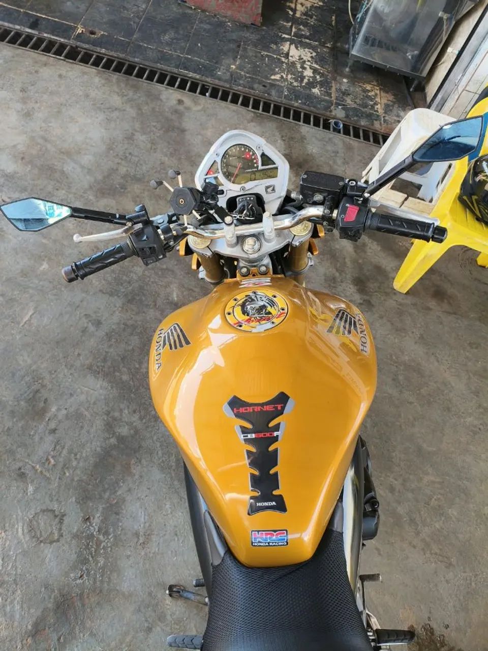 Hornet - Foto 3