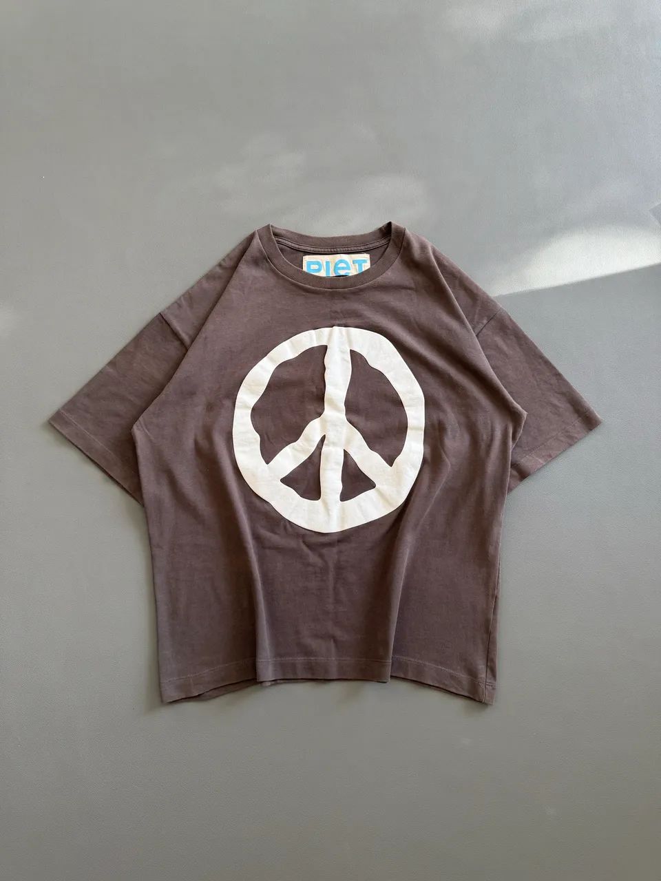 Piet Peace and Love Marrom
