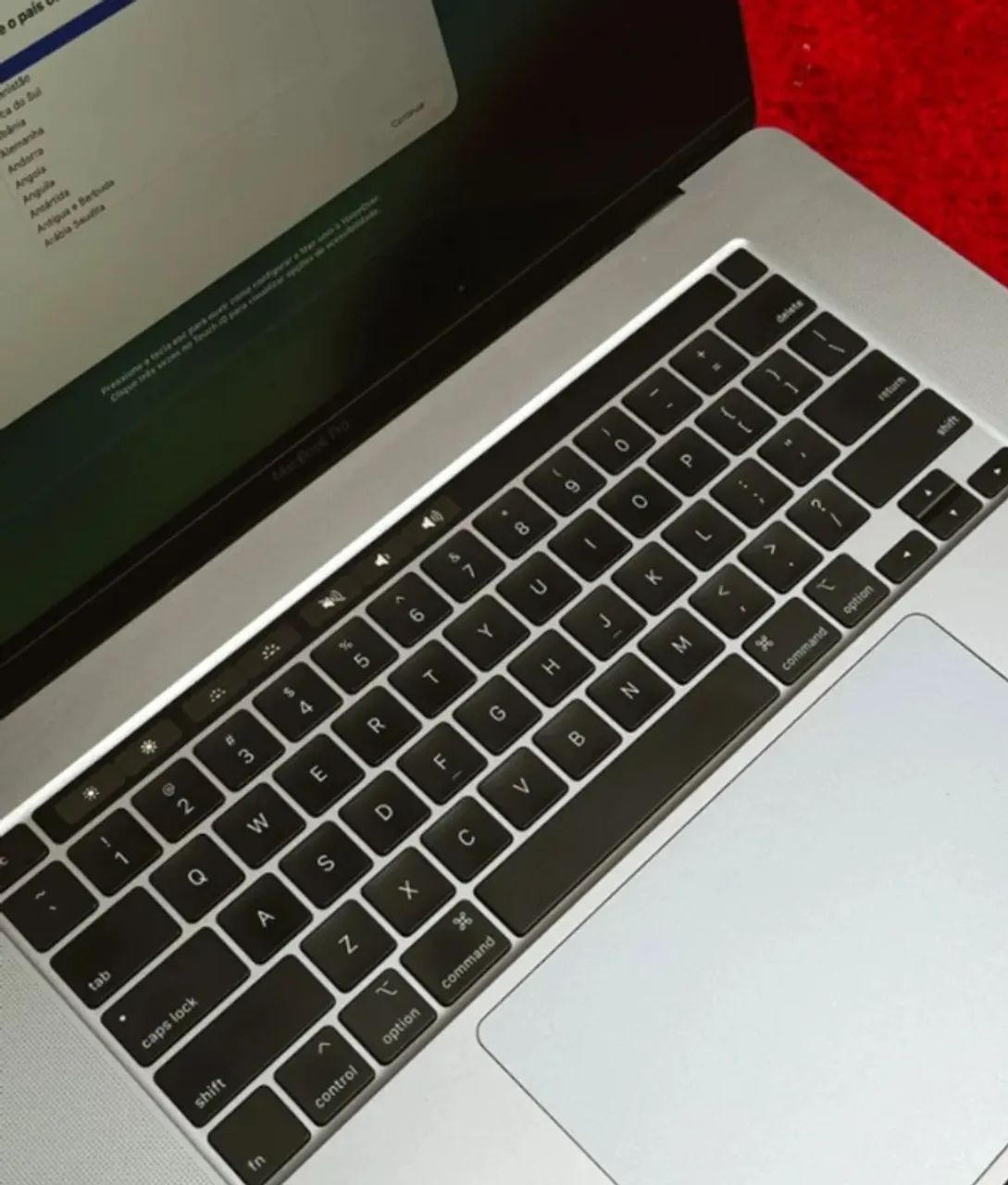MacBook Pro 16,12019 Apple Intel Core i9 16 gb ramSSD 1 TB Radeon