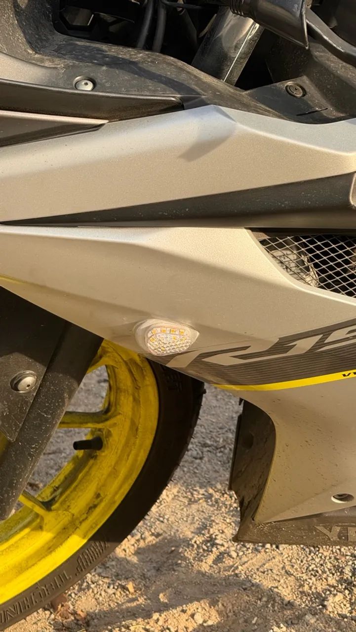 Yamaha R15 - Foto 5