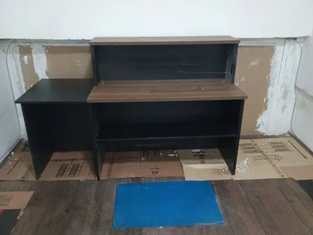 MESA PARA CAIXA DE LOJA