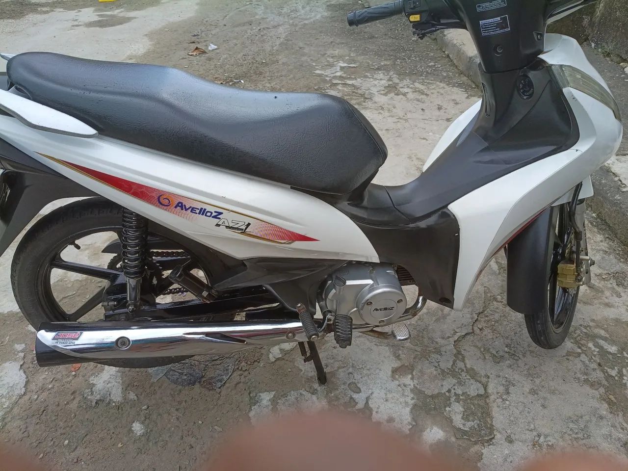 vende se uma aveloz bem conservada nada atrasado  - Foto 5