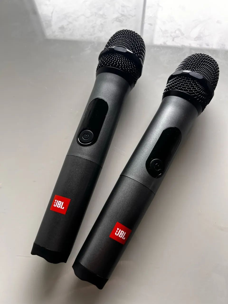 kit com 2 microfones sem fio  - Foto 2