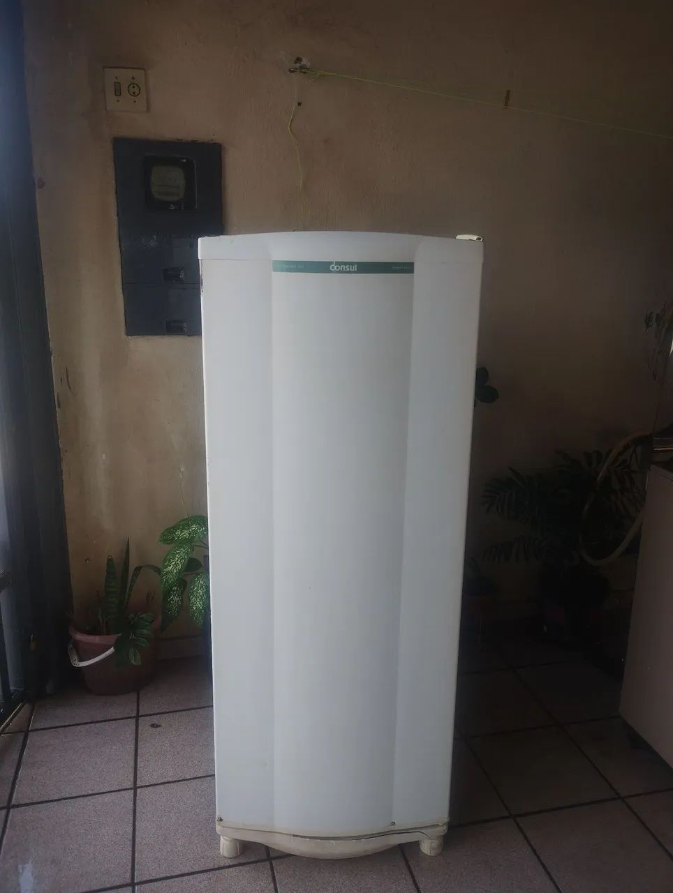 Vende-se geladeira Consul em perfeito estado 