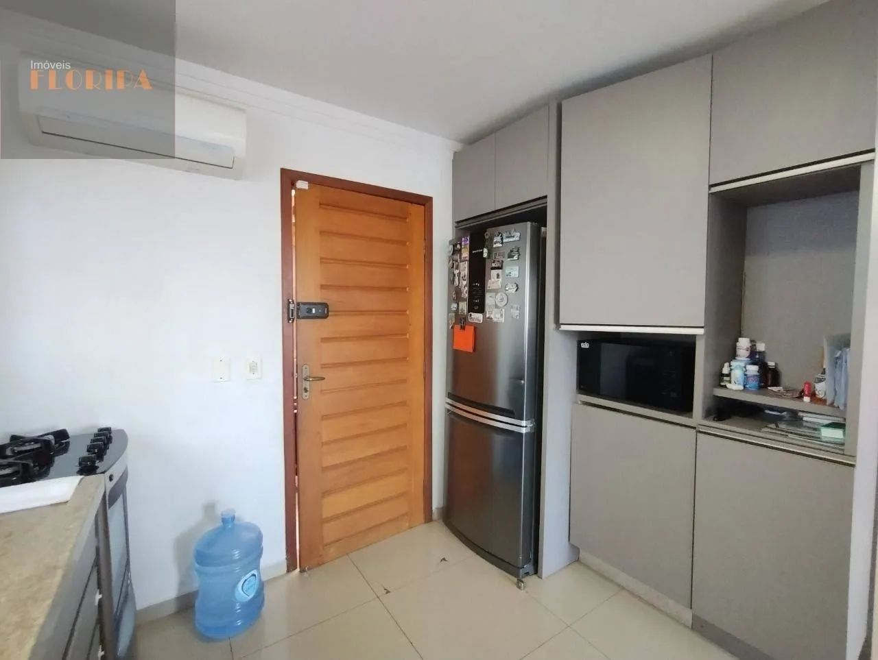 Casa nas 5 ruas no Rio Tavares à venda - 4 dormitórios - Foto 3