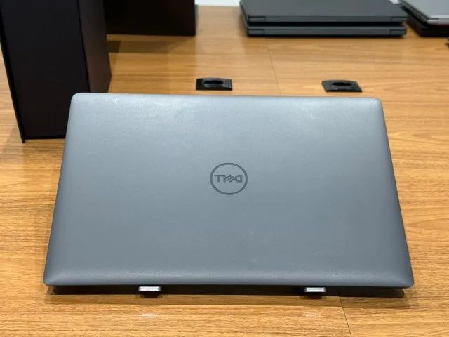 Notebook Dell Latitude 3550 i5 13ª Geração 16GB 15.6? FHD IPS