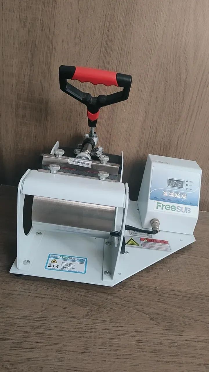 Prensa térmica de canecas