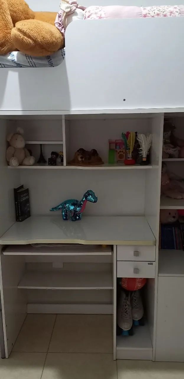 Cama solteiro integrada com bancada de estudo,  ninchos, baú e prateleiras  - Foto 4