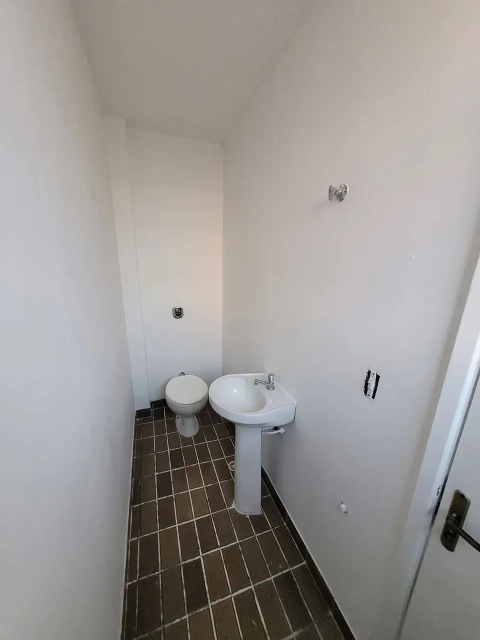 Sobreloja de frente, para locação, com 138 m², em Madureira - Estrada do Portela - Foto 6