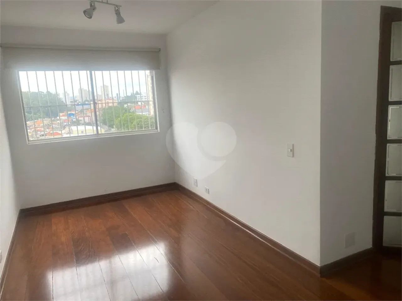 Apartamento a venda com 3 quartos e 1 vaga na Vila Leonor, Guarulhos