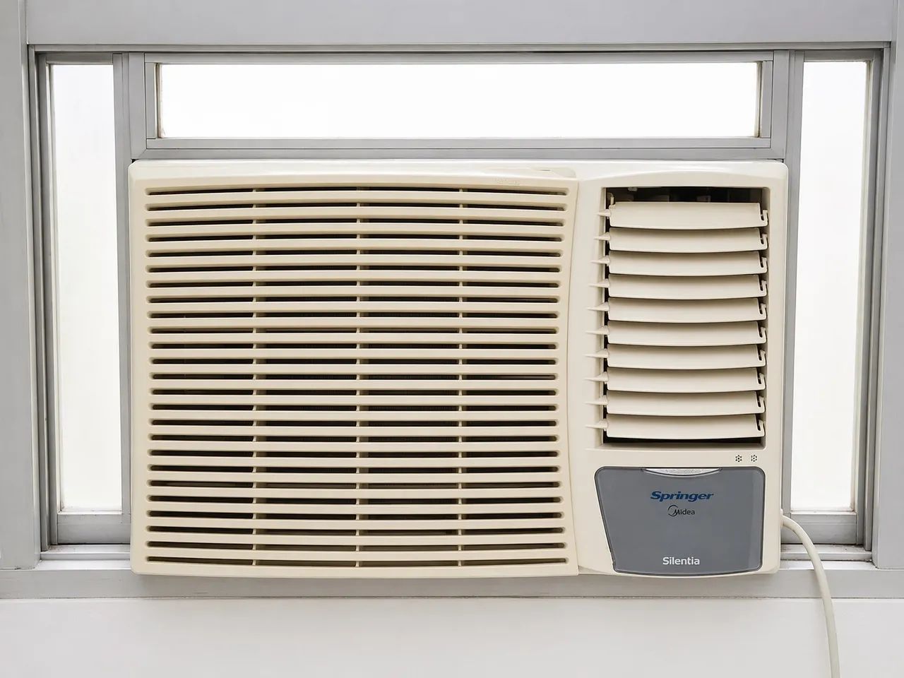Ar-condicionado de Janela Springer Midea 18.000 BTUs - Silentia