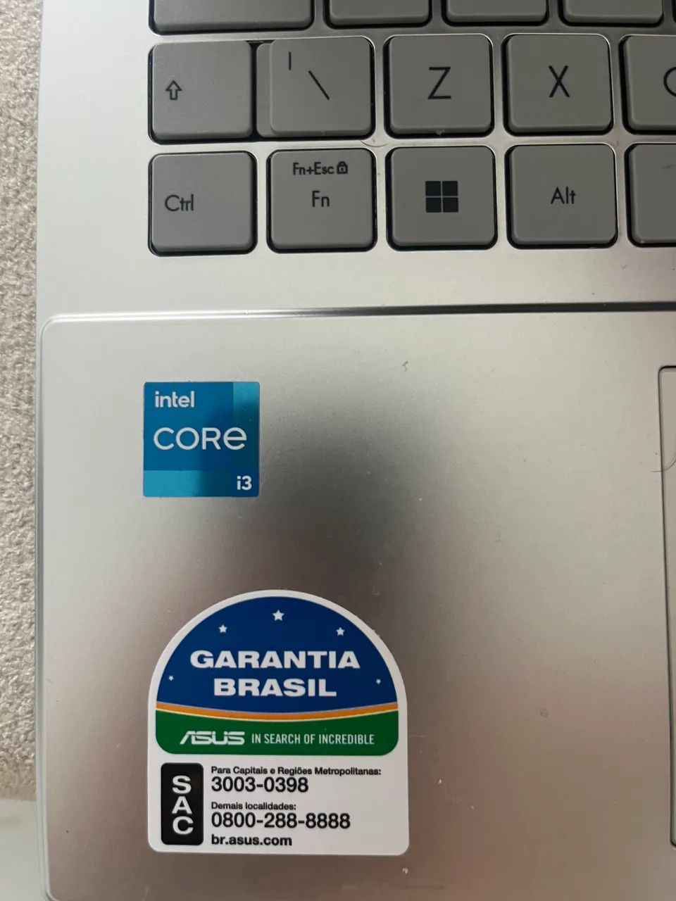 Notebook Asus, processador Intel core i3, 4GB RAM. Ssd 128GB