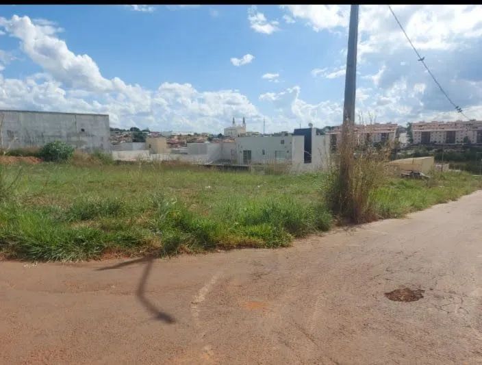 Lote de esquina Jamil Miguel 11x30 - Foto 2
