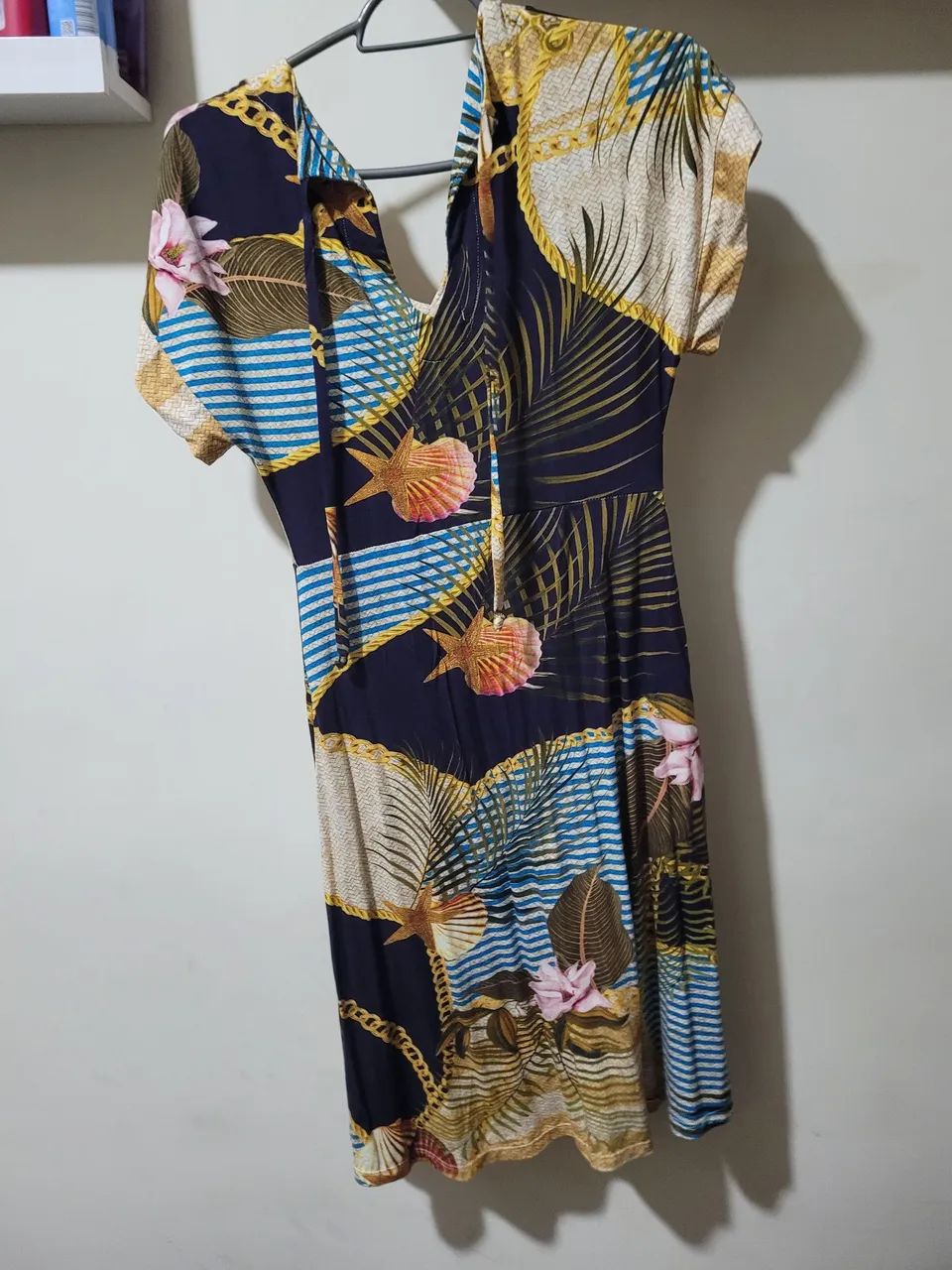 Lote com várias peças roupas - Foto 4