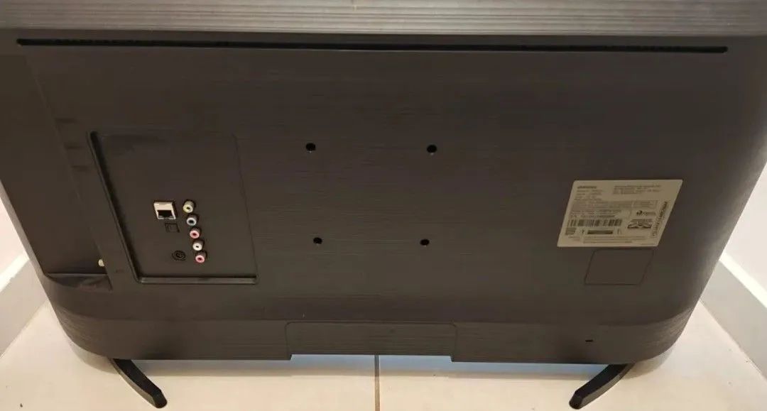 TV Samsung 32' Polegadas C/Borda infinita - Foto 2