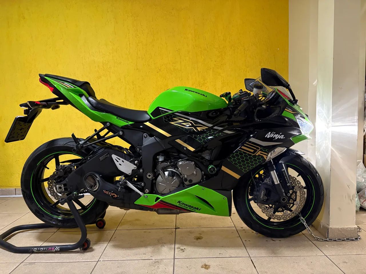 ❤️ KAWASAKI NINJA ZX6R 636 ANO 2022 - 13.929 KM Freios abs Controle