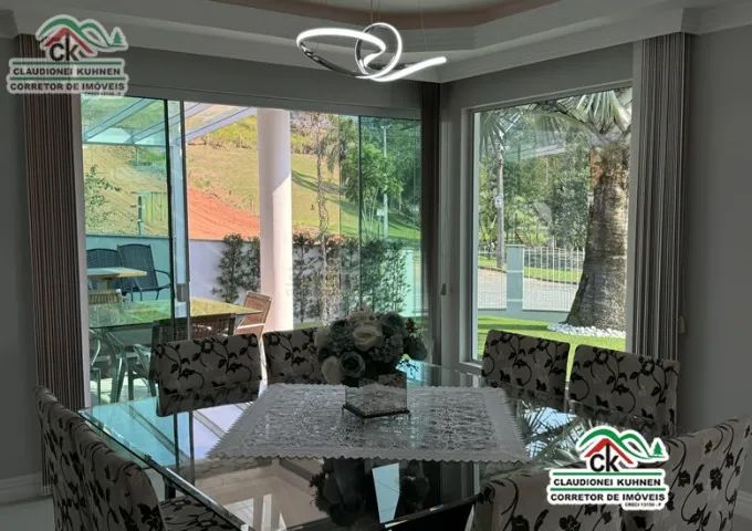 Linda casa com acabamentos de alta qualidade em Santo Amaro da Imperatriz - Foto 4