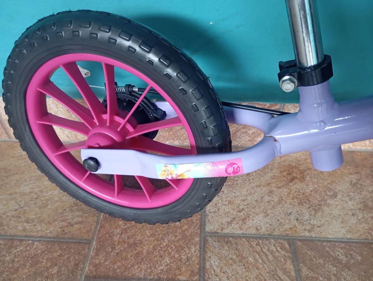 Bicicleta de equilíbrio aro 12 Caloi Barbie  - Foto 4