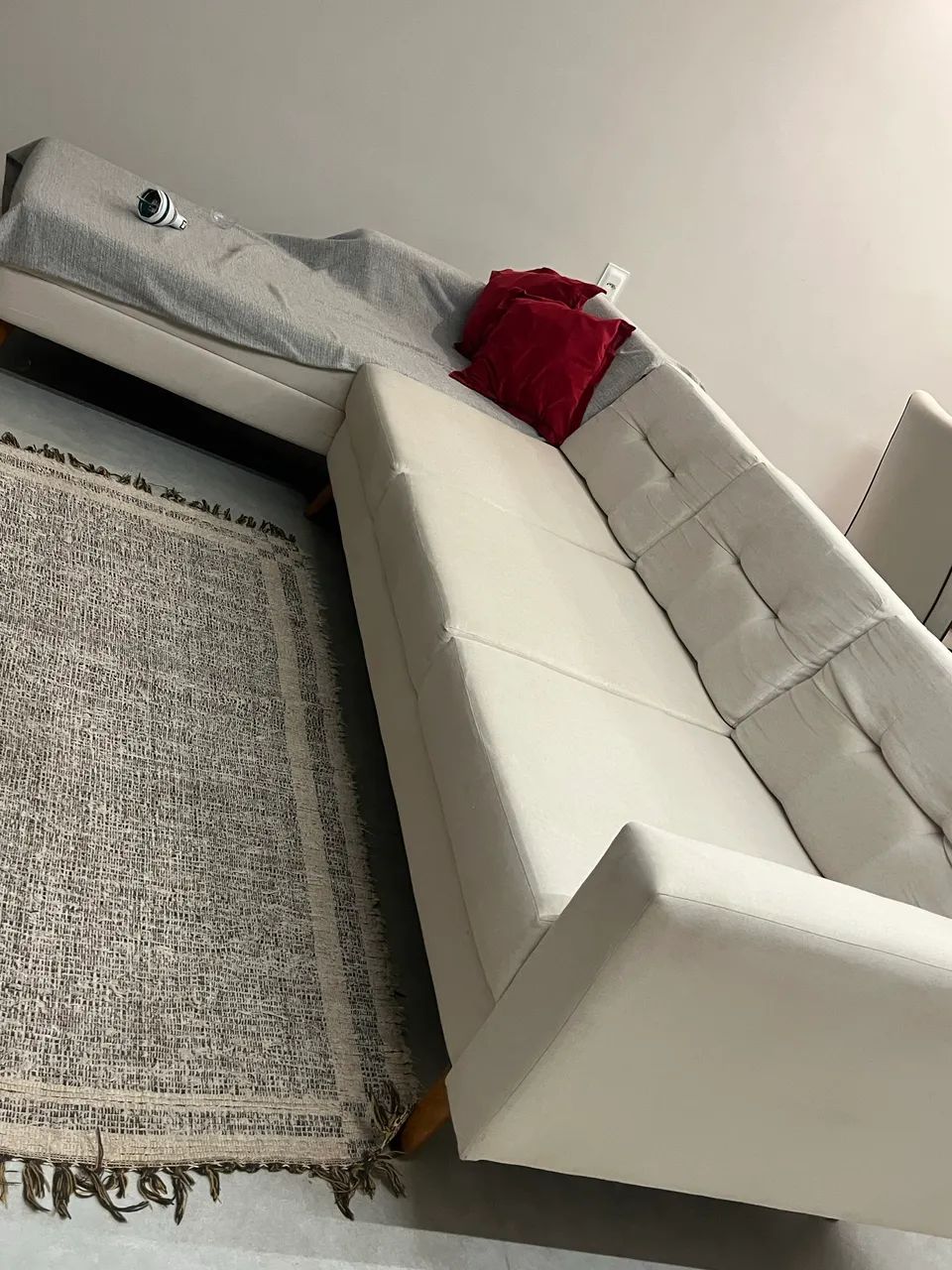 Sofá 4 lugares com chaise em linho  - Foto 2