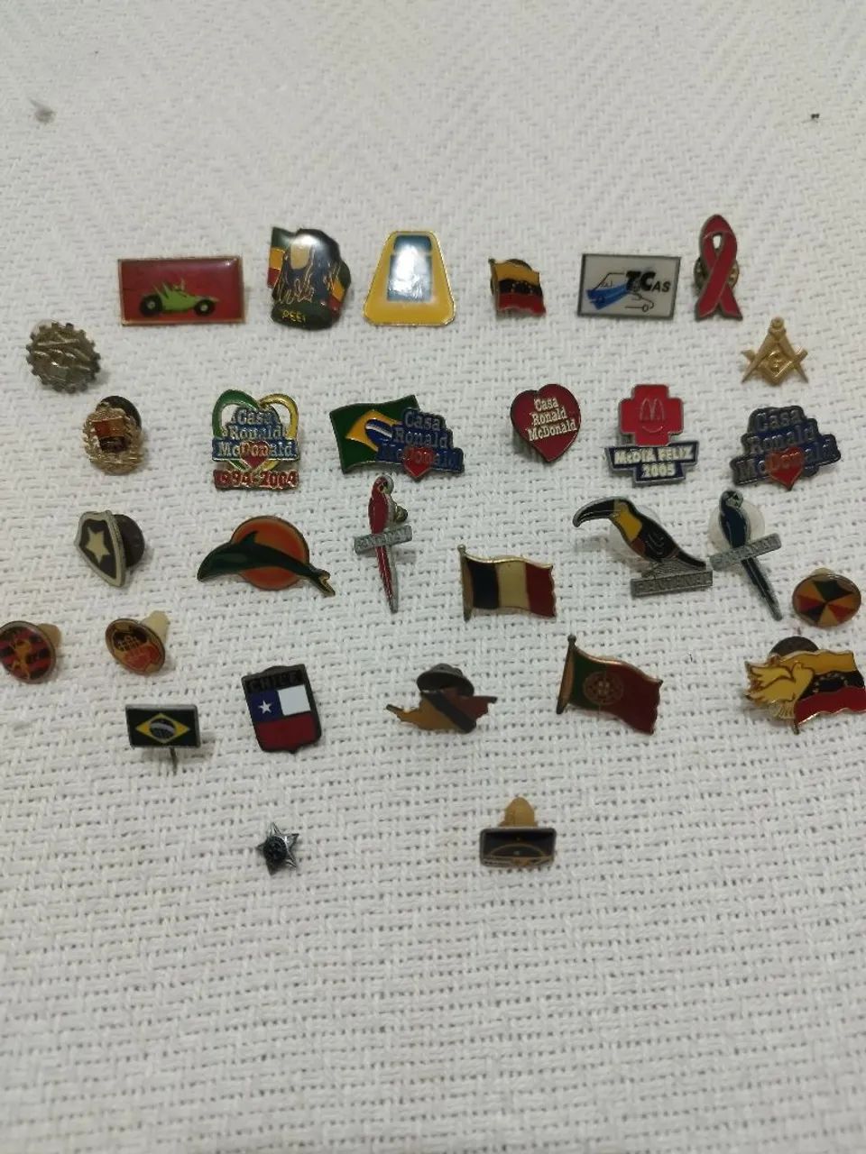 Broches variados 