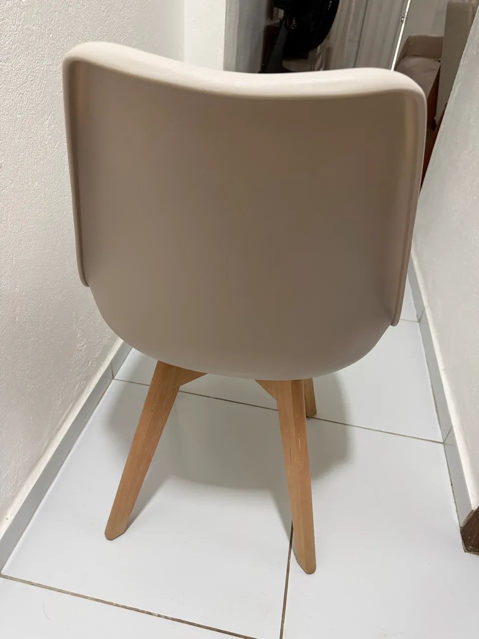 Cadeira Polipropileno Estofada Bege   - Foto 3
