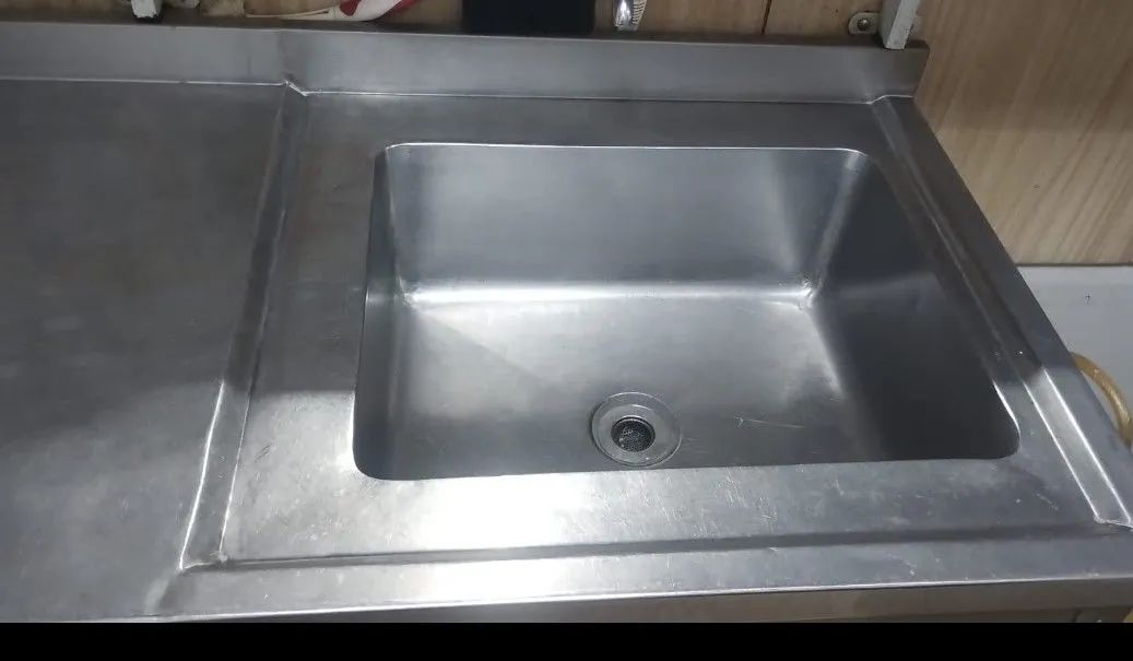 Balcão inox com pia 2,40 metros super novo - Foto 2