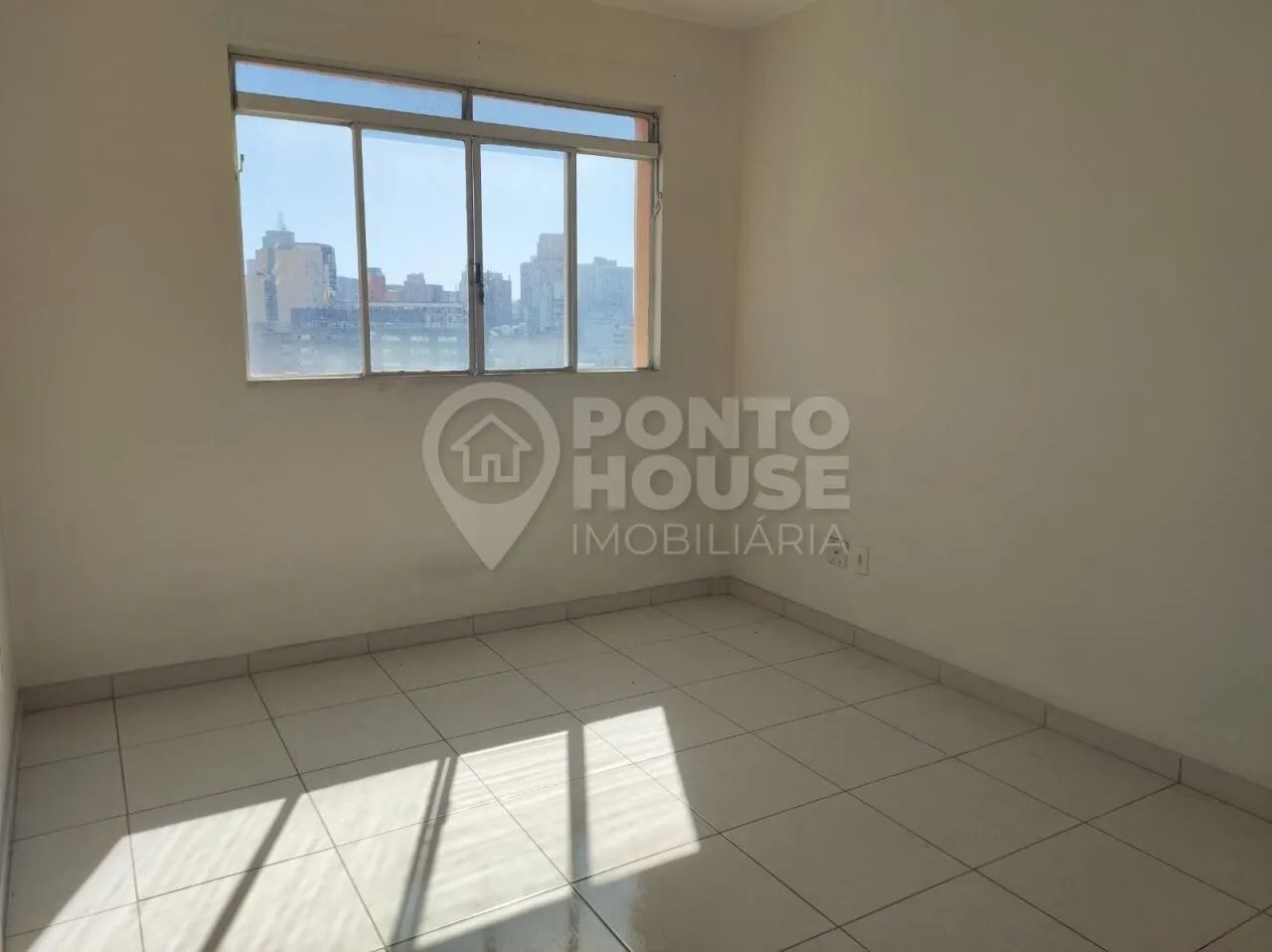 Apartamento com 1 dormitório para venda na Liberdade
