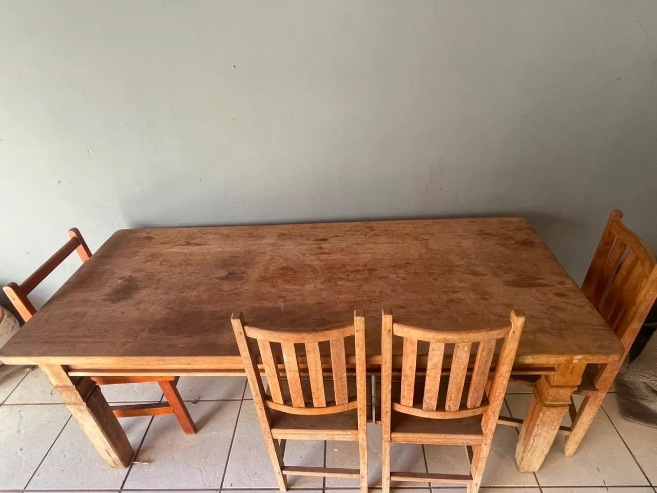 Mesa 8 cadeiras madeira maciça  - Foto 2