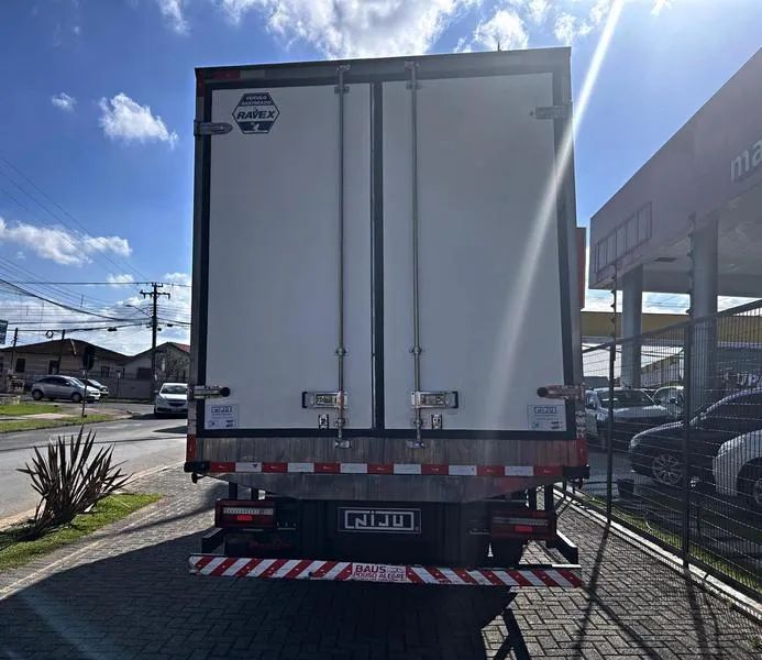 11-180 DELIVERY PRIME COM BAÚ REFRIGERADO FRIGORÍFICO - Foto 7