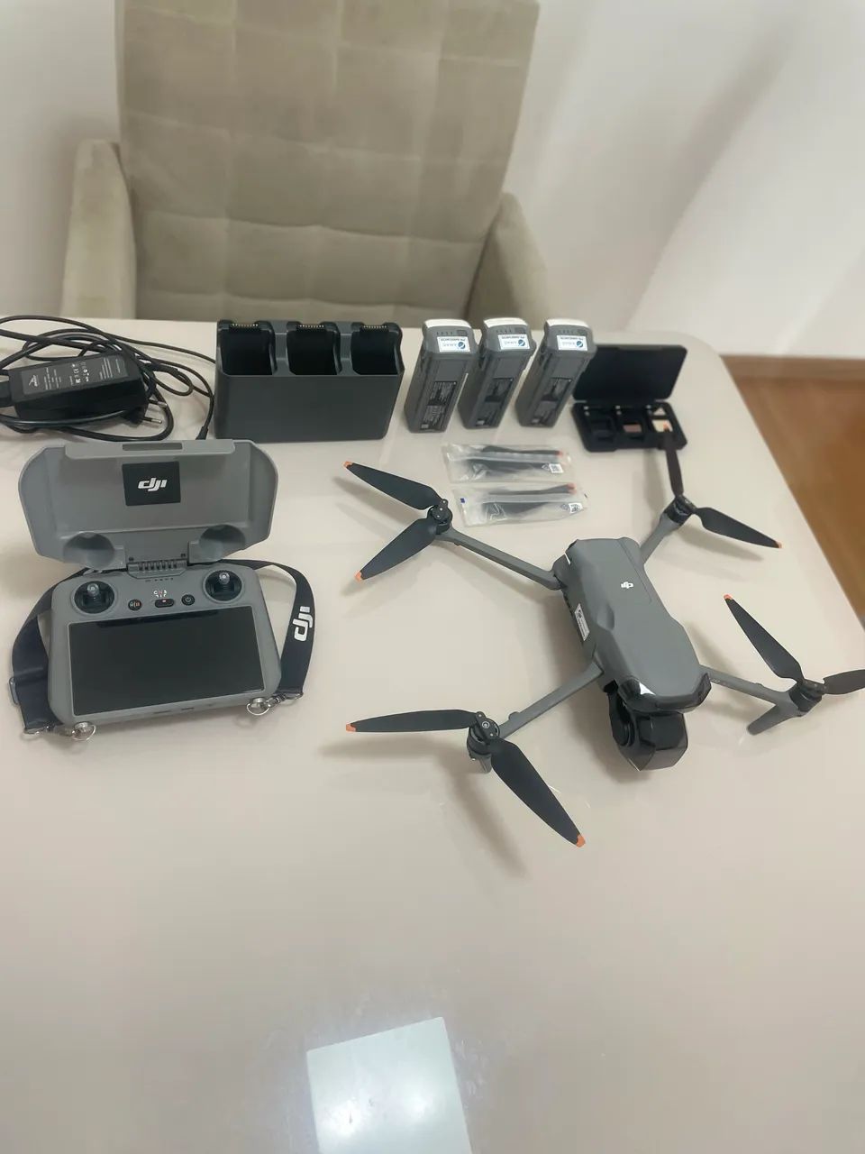DJI Air 3S + RC 2 ? KIT COMPLETO ? R$ 11.000   - Foto 4