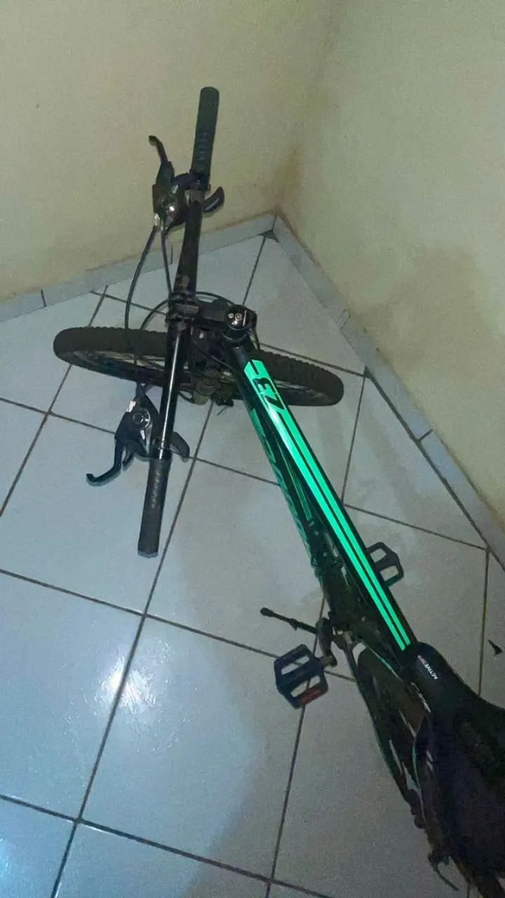 BIKE DA DROPP LEVE, RESISTENTE E COM FREIO A DISCO! - Foto 2