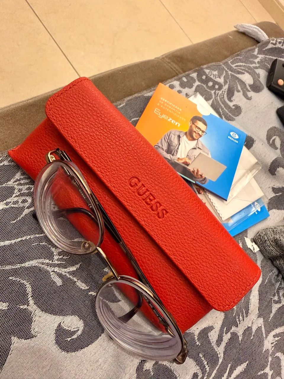 Armação Guess original com case - Foto 3