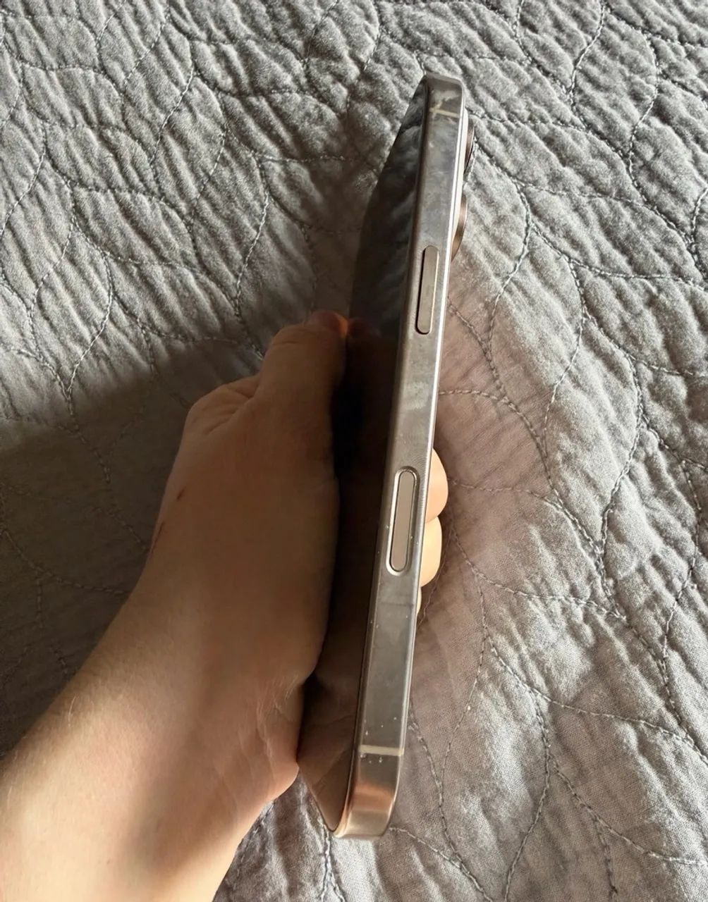Iphone 16 pro 128gb - Foto 2