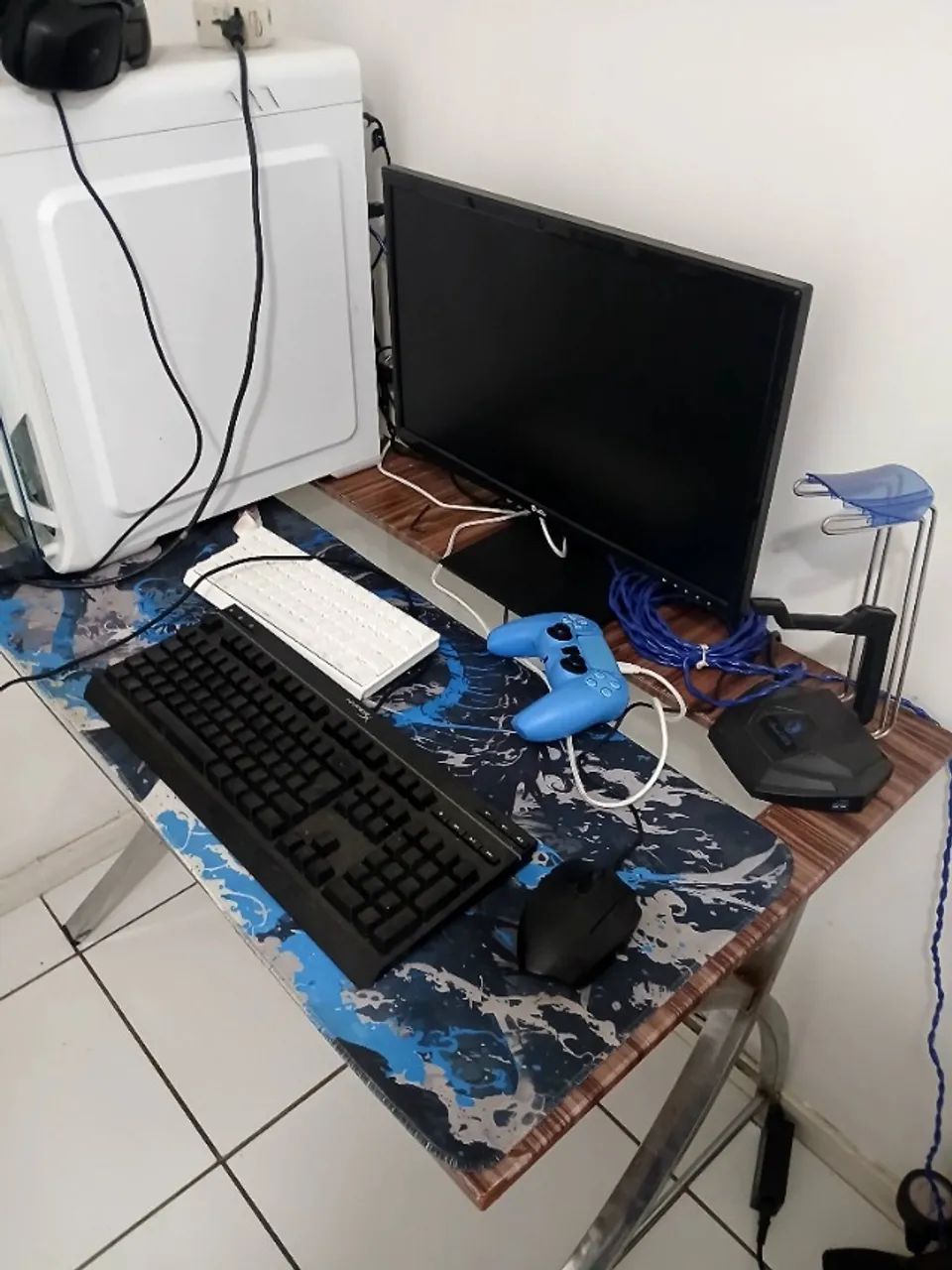 Mesa de escritório, estudo, escrivaninha com tampo de vidro - BAIXOU PROMOÇÃO! - Foto 2