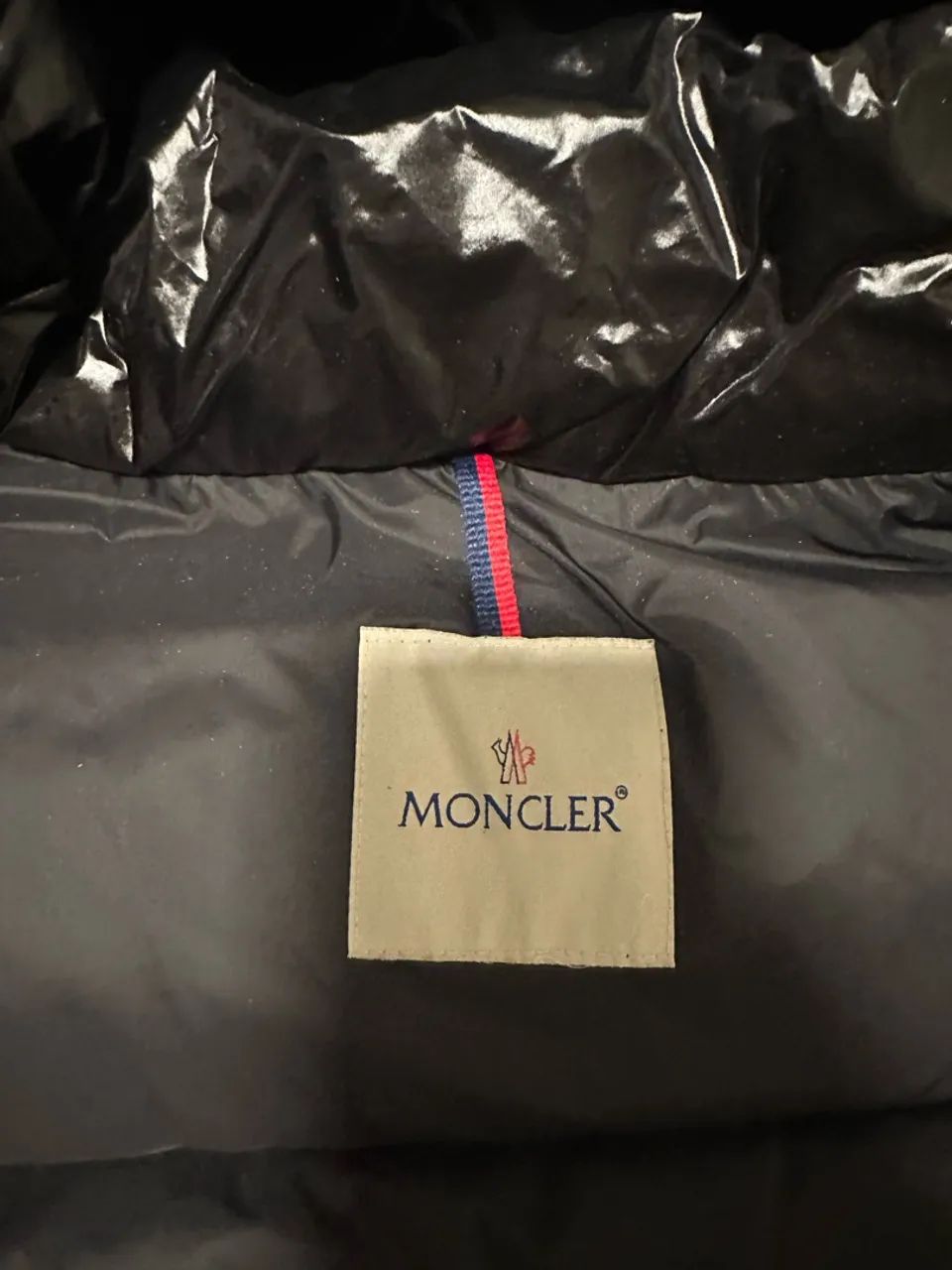 Jaqueta Montbeliard com capuz Monclear  - Foto 5