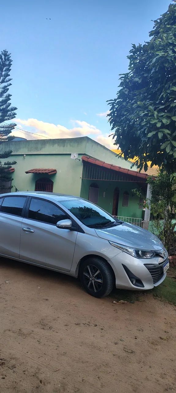Alugo Yaris para Uber/99
