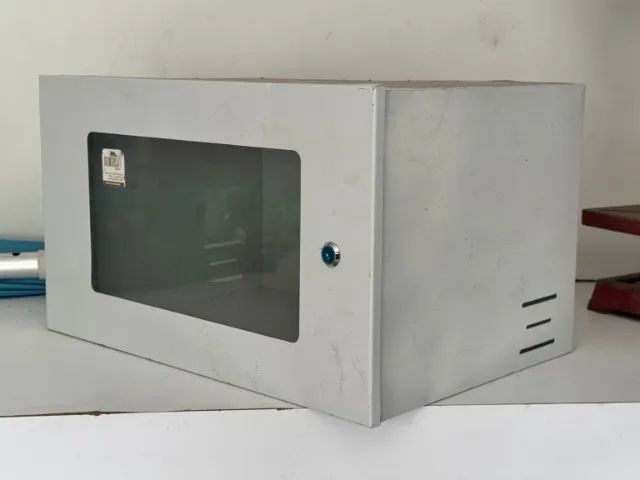 Rack de parede para equipamentos de rede - com chave - Foto 2