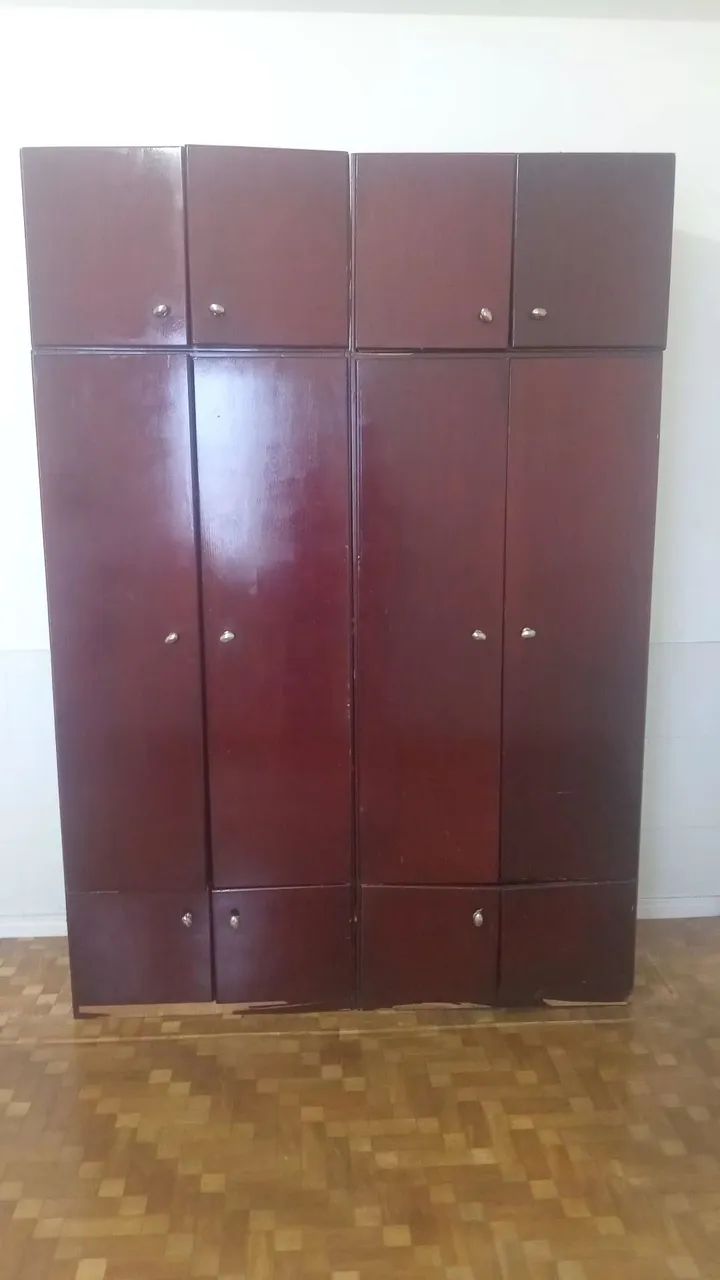 Guarda-roupa casal ou solteiro de madeira 