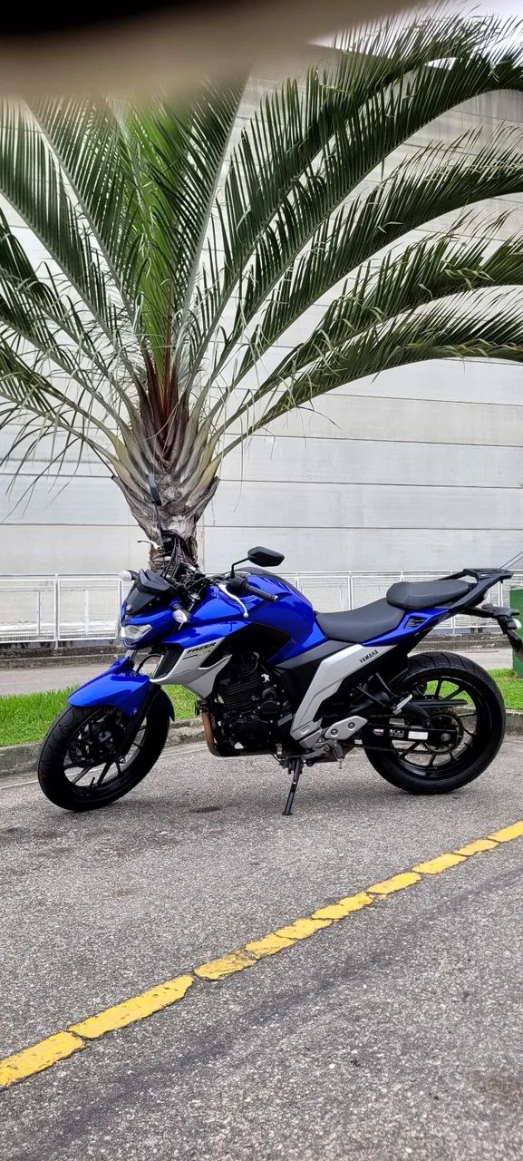Fz25 2018 