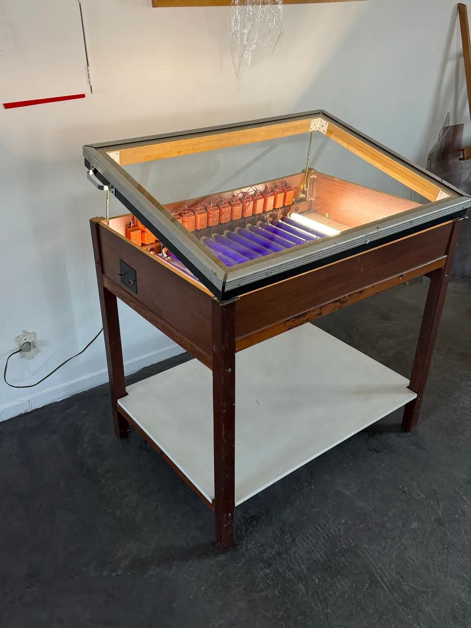 Mesa de luz negra p/ gravação serigrafia (69x99cm) - Foto 2