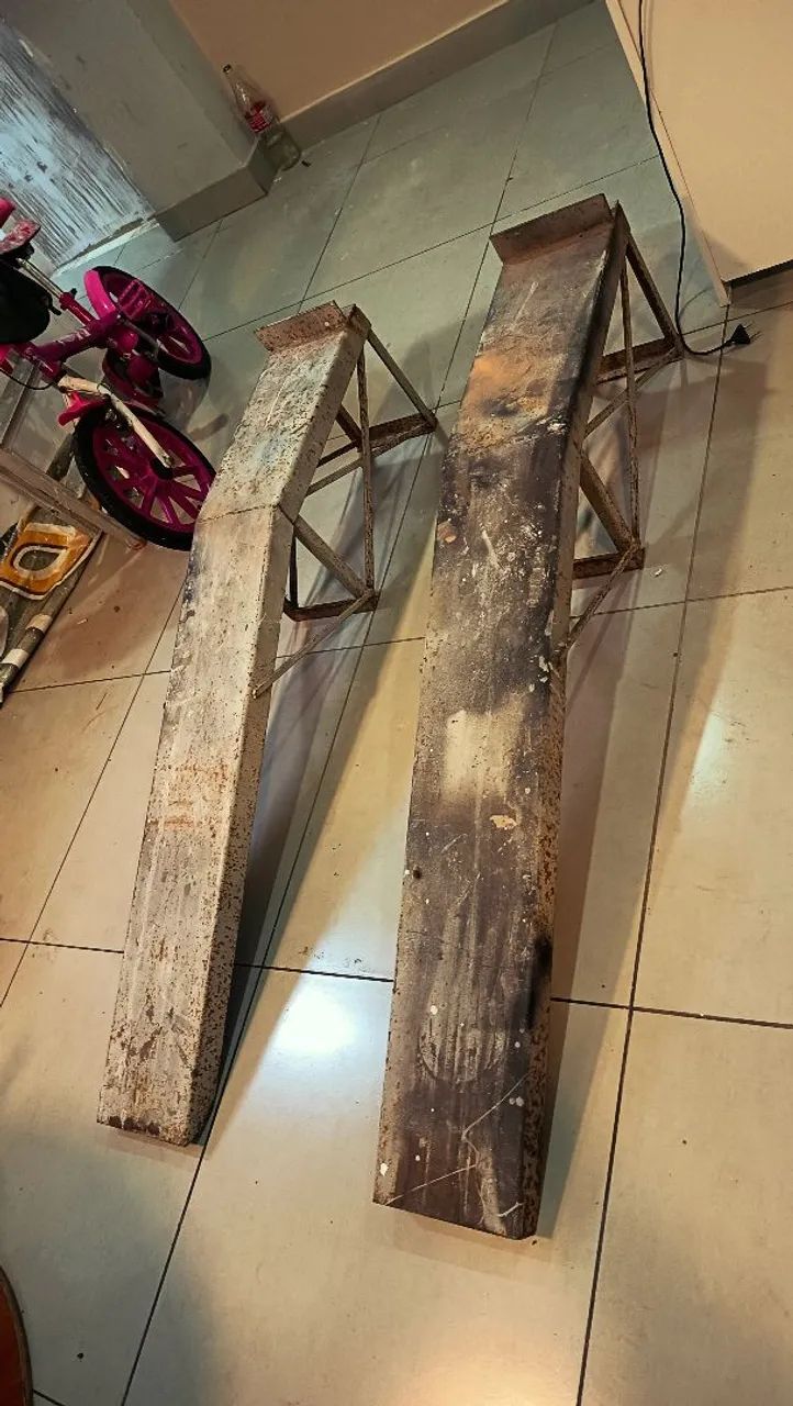 Selling a pair of ramps
